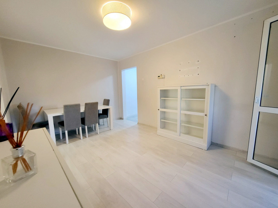 Zona Stadionului, Apartament 3 camere, mobilat & utilat, etaj 3, 