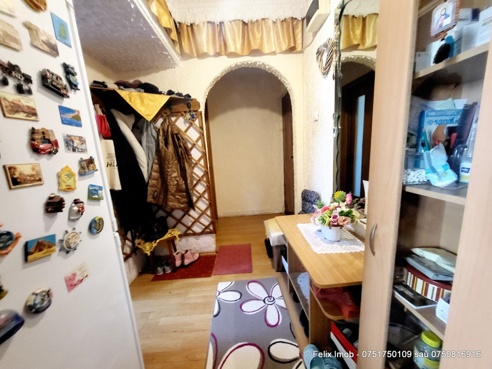 Apartament 3 camere – Zona Orizont, etaj 3/4