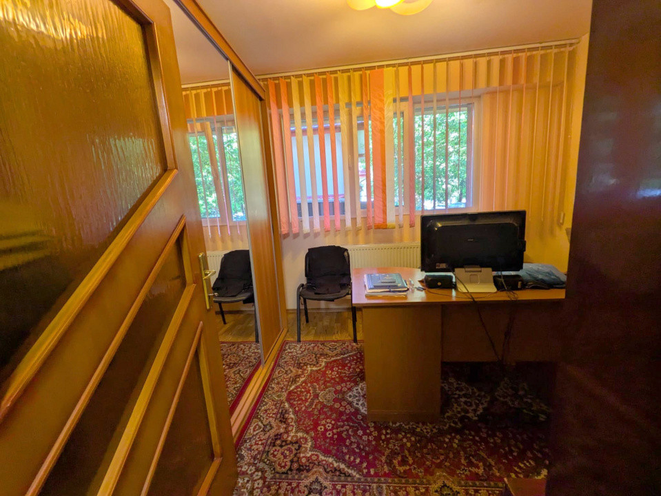 BLOC 2007, Aviatori - Politie, Apartament 4 camere 120mp, parter + balcon