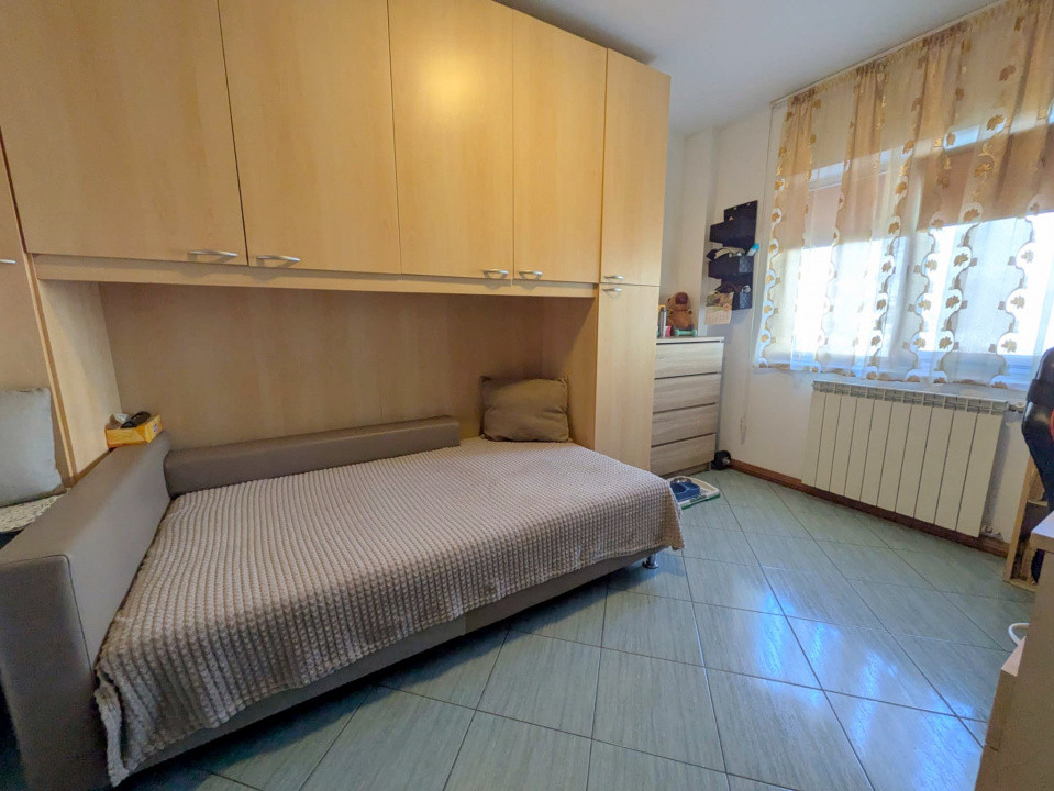 Nord - Parc, Apartament 3 camere decomandat, etaj 2/4, bloc 1984