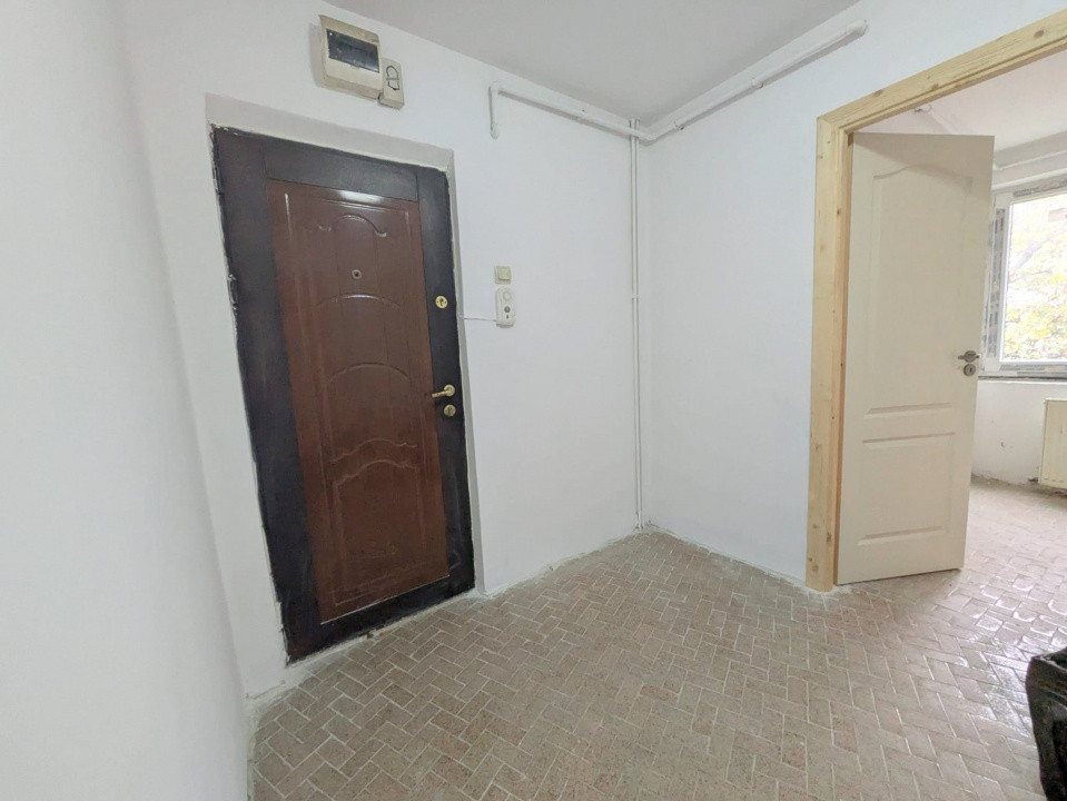 Orizont - MegaImage, Apartament 3 camere, decomandat, etaj 3 din 4