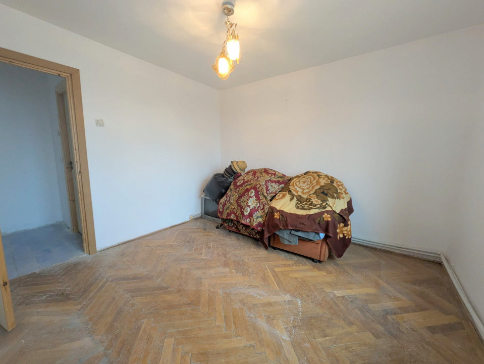 Orizont - MegaImage, Apartament 3 camere, decomandat, etaj 3 din 4