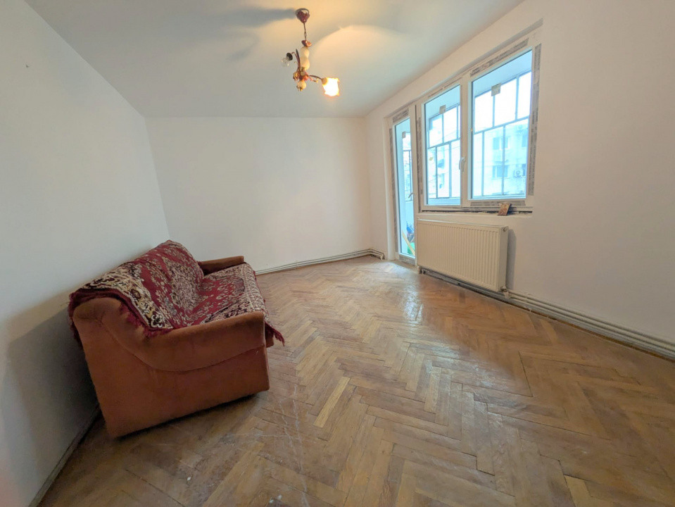 Orizont - MegaImage, Apartament 3 camere, decomandat, etaj 3 din 4