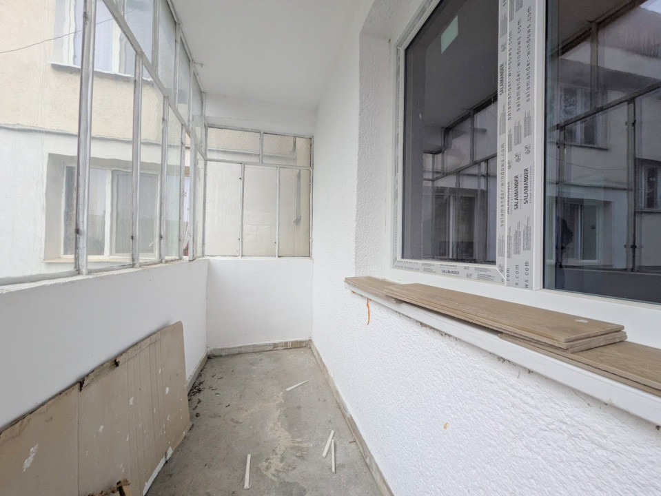 Orizont - MegaImage, Apartament 3 camere, decomandat, etaj 3 din 4