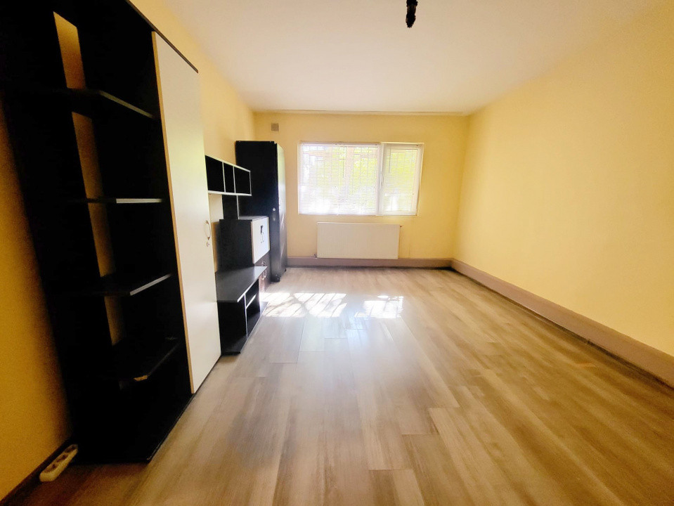 Piata Sud - CARPATI, Apart 3 cam Decomandat, 65mp utili, renovat, mobilat