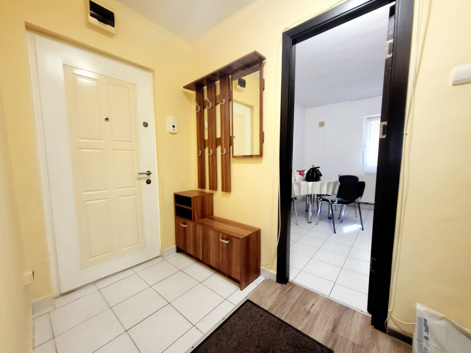 Piata Sud - CARPATI, Apart 3 cam Decomandat, 65mp utili, renovat, mobilat