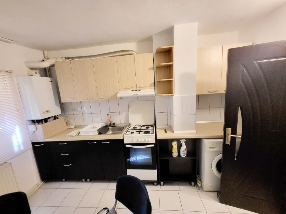 Piata Sud - CARPATI, Apart 3 cam Decomandat, 65mp utili, renovat, mobilat