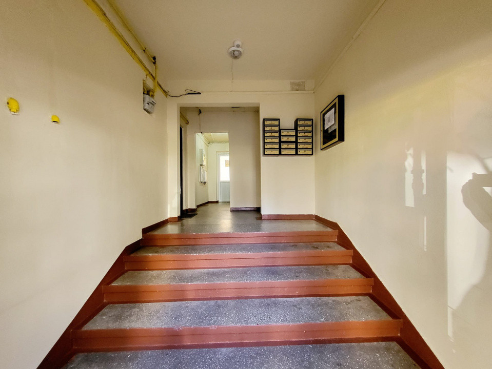 Piata Sud - CARPATI, Apart 3 cam Decomandat, 65mp utili, renovat, mobilat