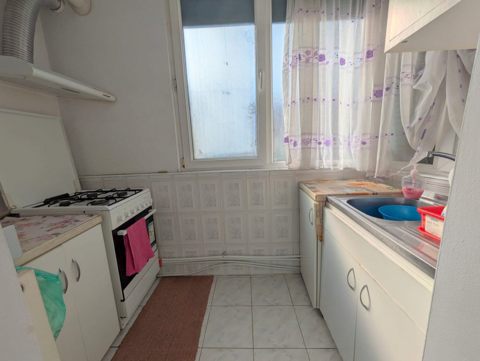 NORD, Bloc 1985, Apartament 2 cam Decomandat, Parter + 2 Balcoane cu acte