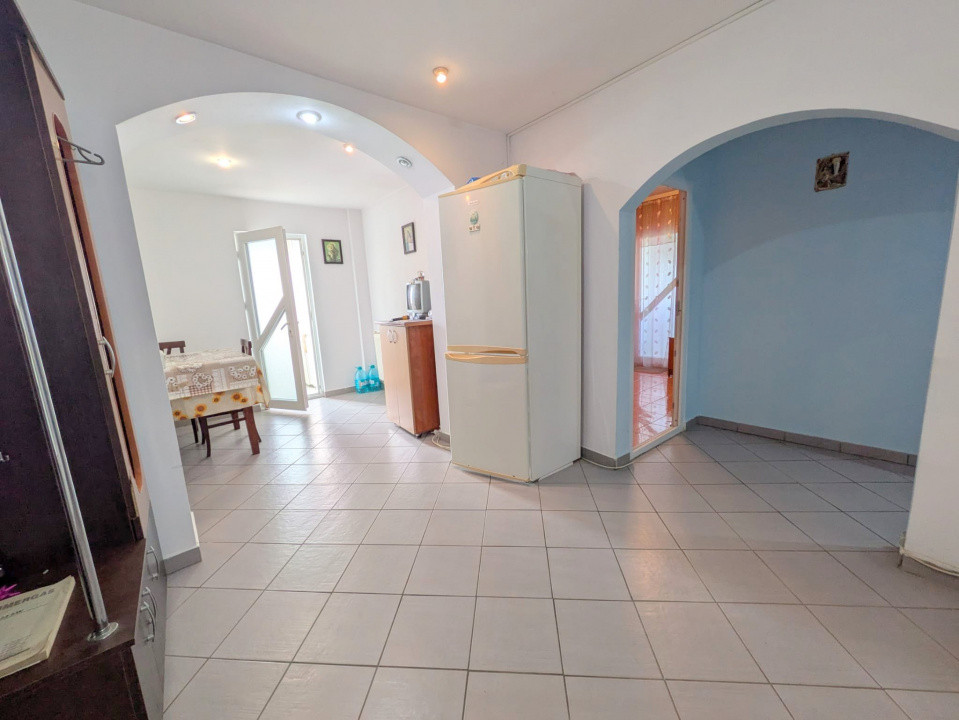 NORD, Bloc 1985, Apartament 2 cam Decomandat, Parter + 2 Balcoane cu acte