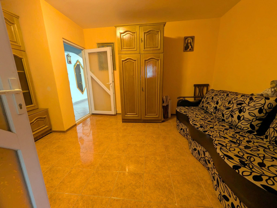 NORD, Bloc 1985, Apartament 2 cam Decomandat, Parter + 2 Balcoane cu acte