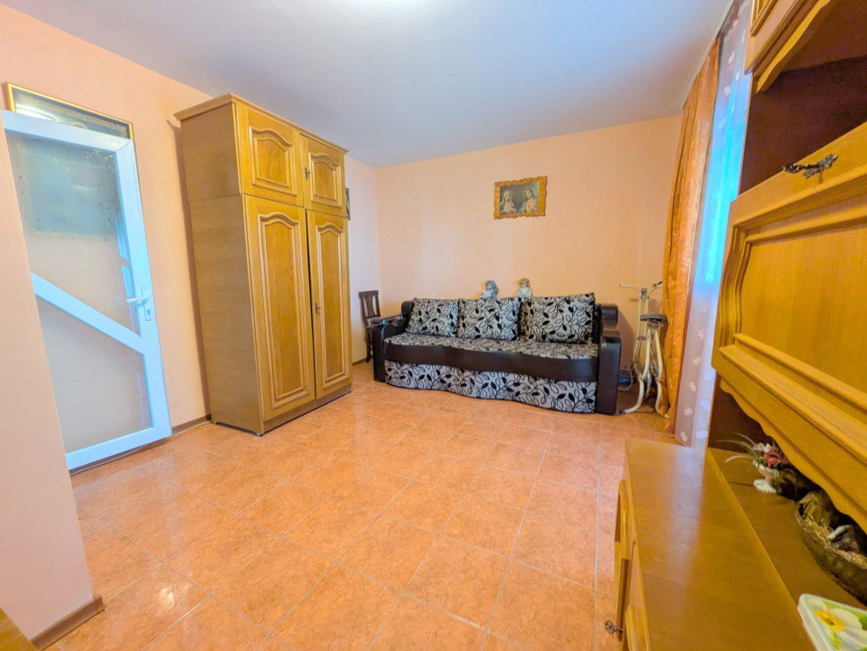 NORD, Bloc 1985, Apartament 2 cam Decomandat, Parter + 2 Balcoane cu acte