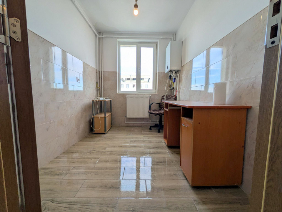 Orizont - STRADAL, Apart 2 cam decomandat, renovat, balcon lung