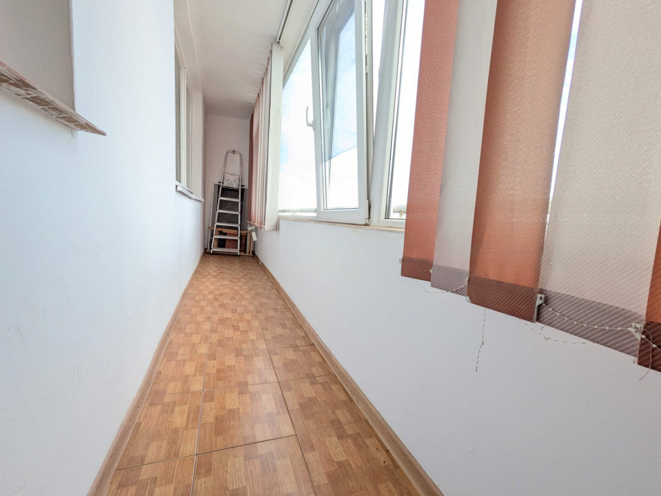 Orizont - STRADAL, Apart 2 cam decomandat, renovat, balcon lung