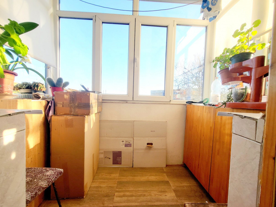 Milcov - Apartament 3 cam semidecomandat, etaj 3/4, mobilat