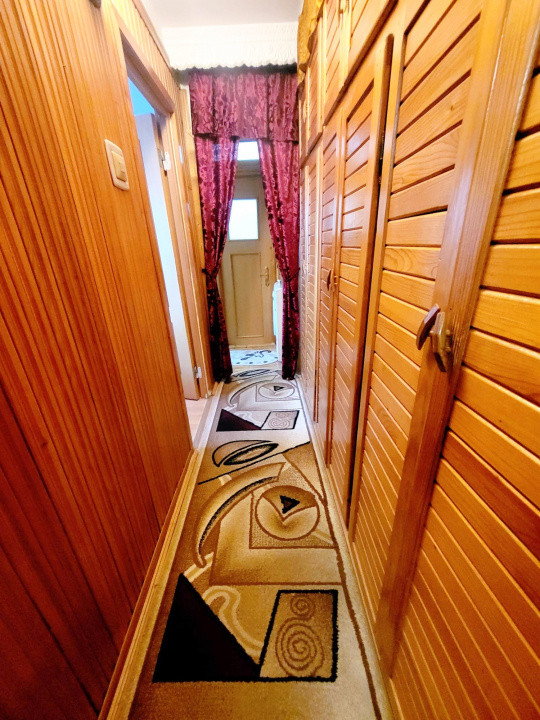 Milcov - Apartament 3 cam semidecomandat, etaj 3/4, mobilat