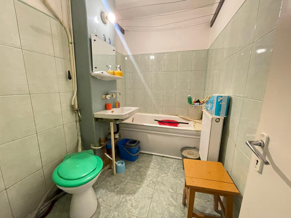 NORD - 22 decembrie, Apartament 2 cam, etaj 3, bucatarie mare, bloc 1980