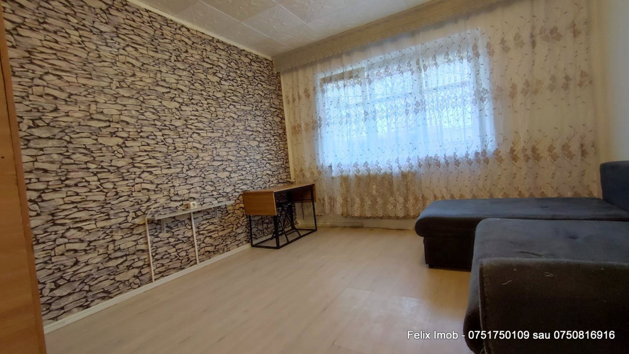 Garsoniera mobilata, langa autogara