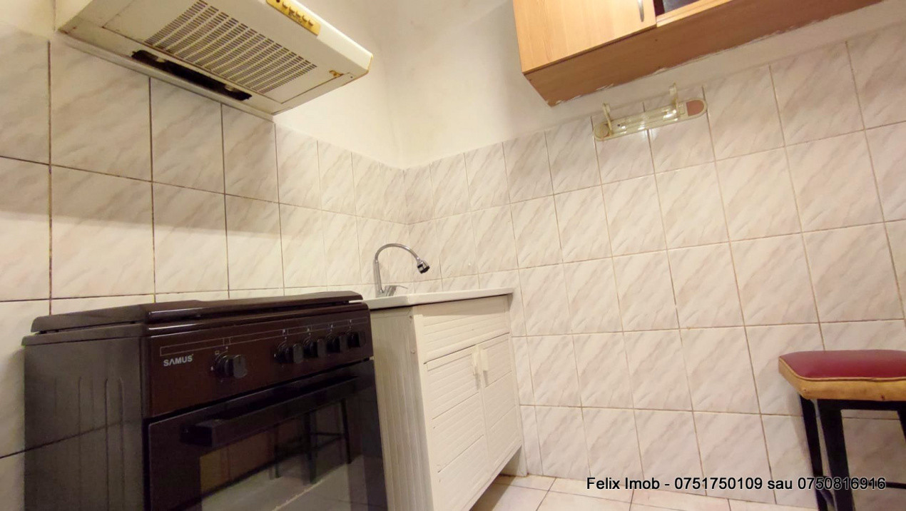 Garsoniera mobilata, langa autogara