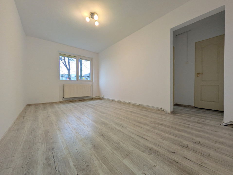 Milcov Pompieri - Apart 2 cam semidec, parter centrala bloc reabilitat