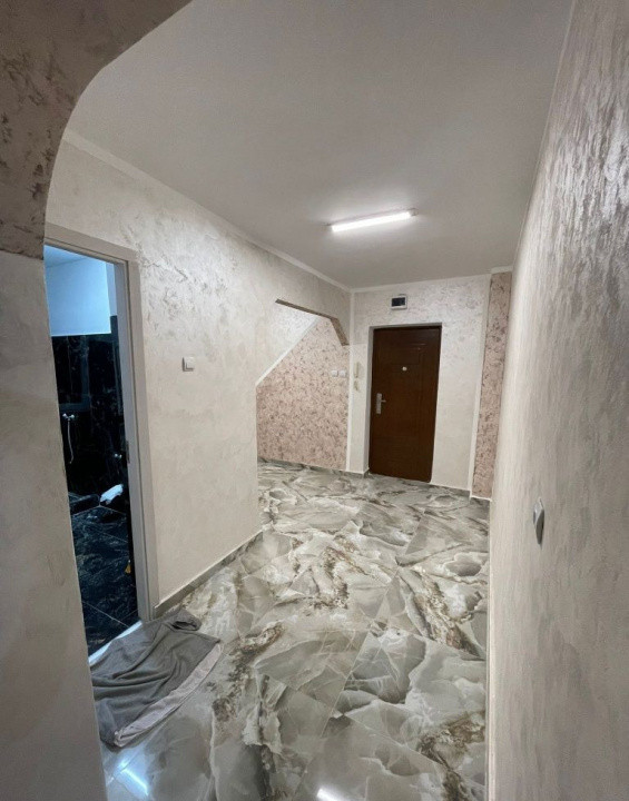 Apartament 2 camere decomandat str Energiei etaj 2