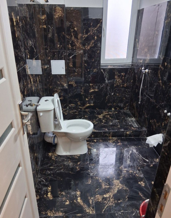 Apartament 2 camere decomandat str Energiei etaj 2