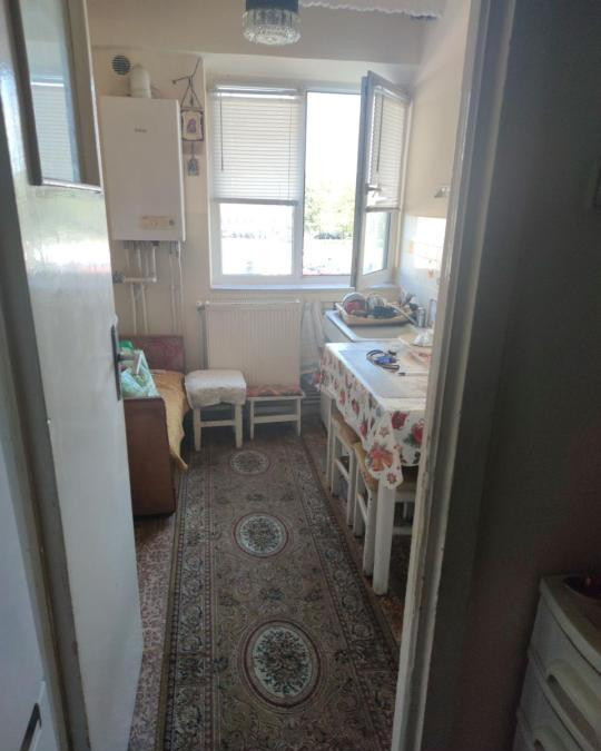 Apartament 2 camere – Ultracentral, Bacău, etaj 1/4 cu cetrala termica