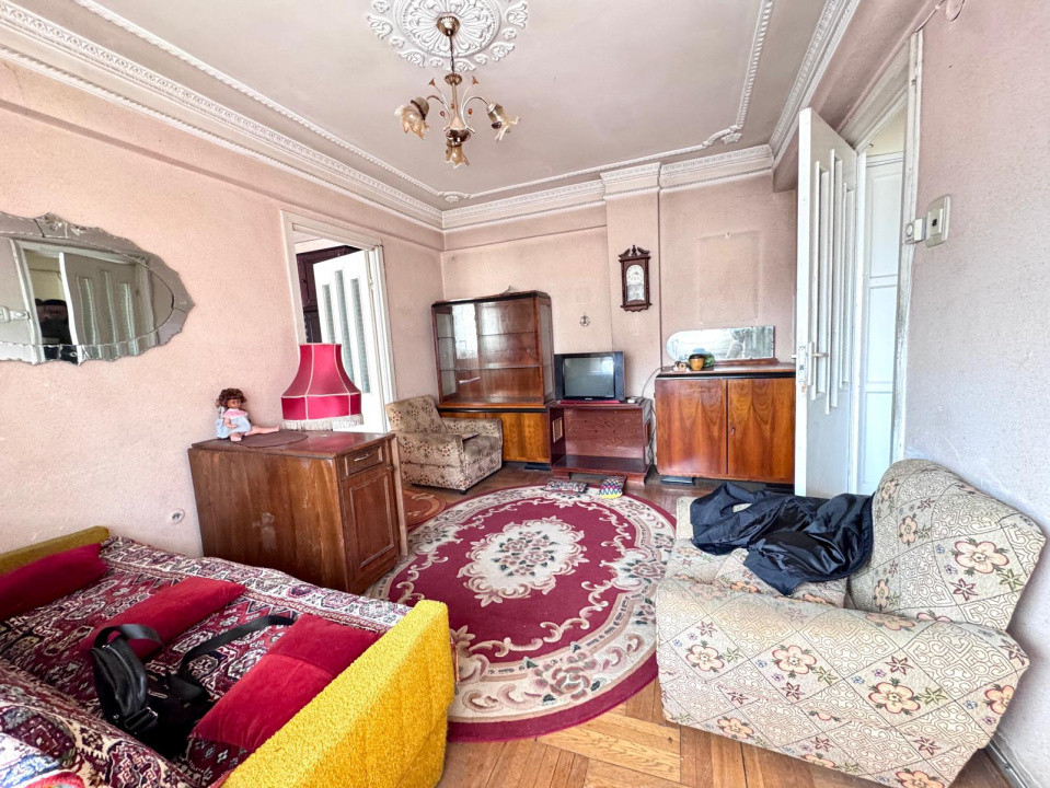 Apartament 2 camere – Ultracentral, Bacău, etaj 1/4 cu cetrala termica