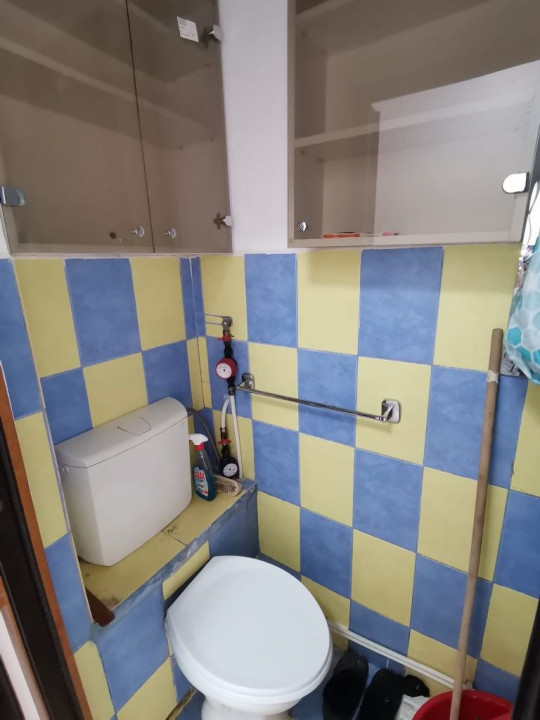 Apartament 2 camere – transformat i garsoiera, 33 mp, zona Piața Sud