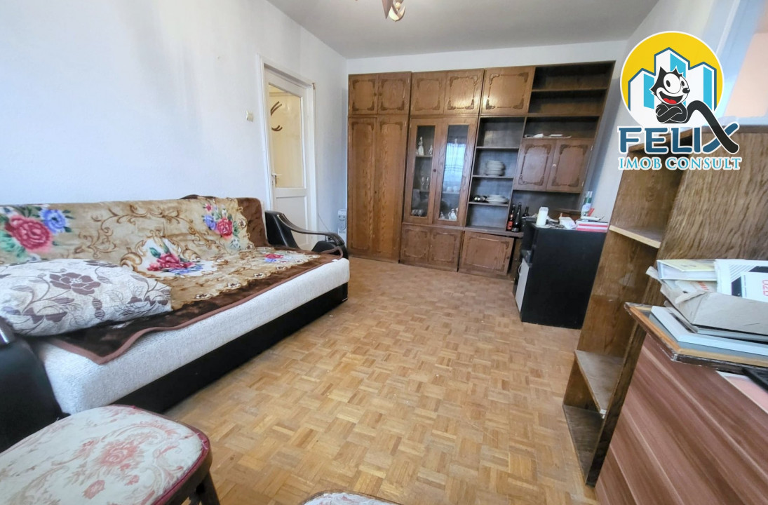 De vânzare apartament cu 2 camere – zona centrală, strada 9 Mai, Bacău