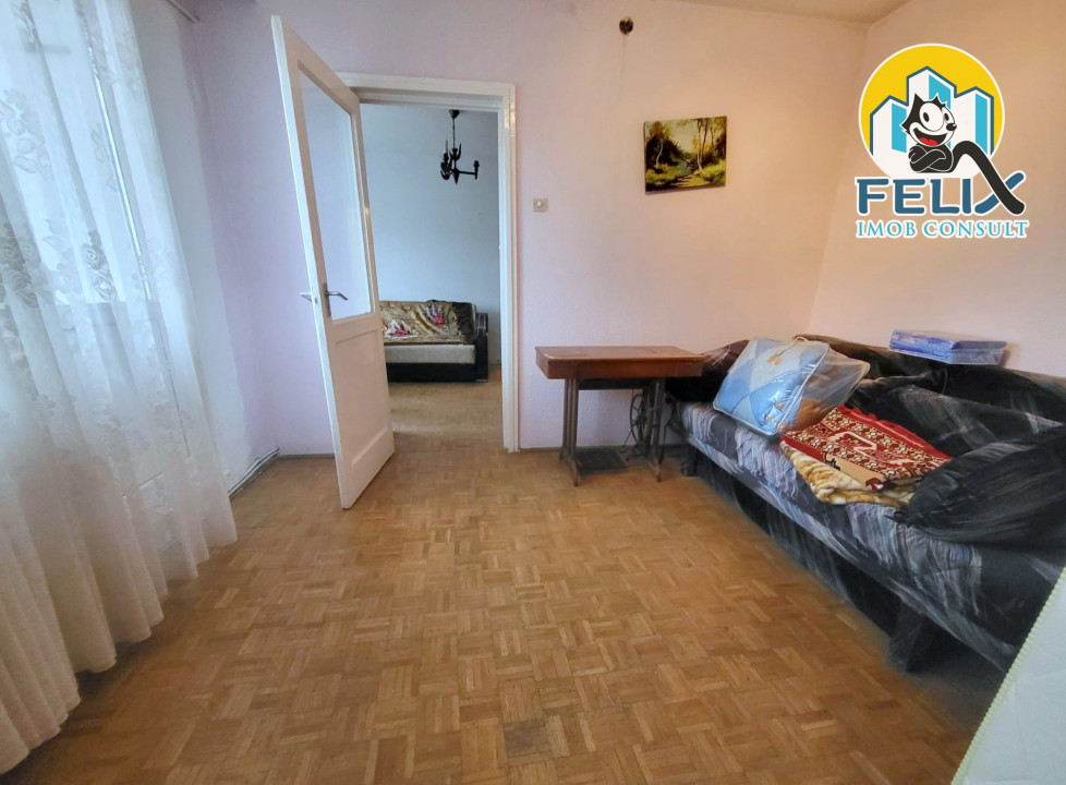 De vânzare apartament cu 2 camere – zona centrală, strada 9 Mai, Bacău