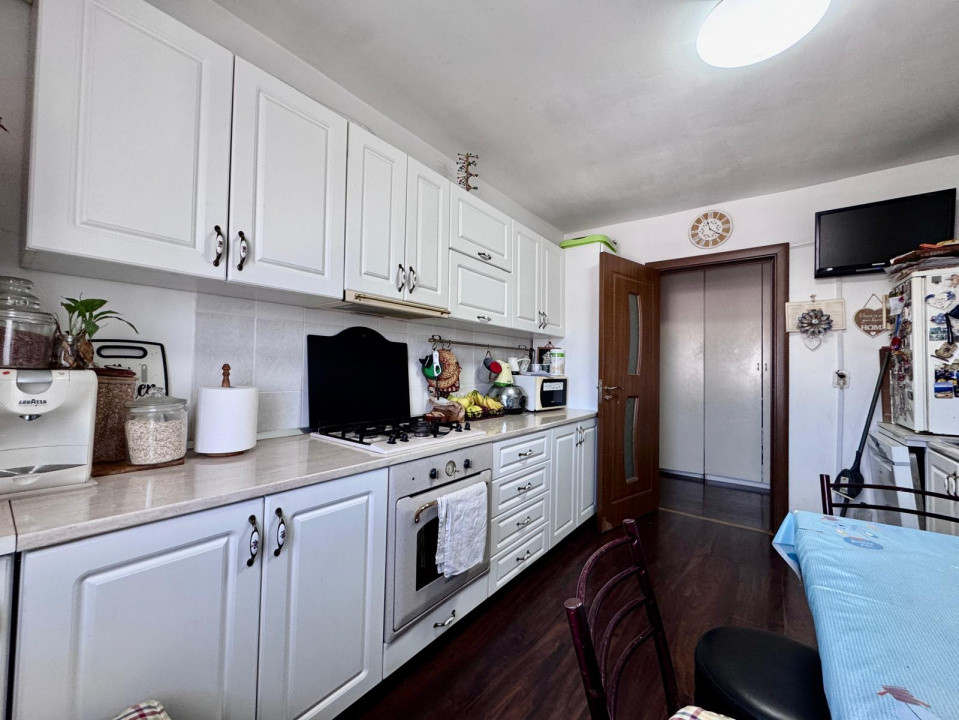 Nord, Arena Mall, Apartament 3 camere decomandat, etaj 4