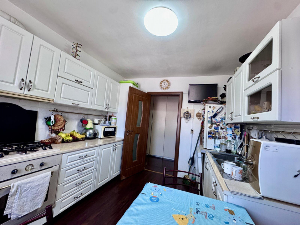 Nord, Arena Mall, Apartament 3 camere decomandat, etaj 4