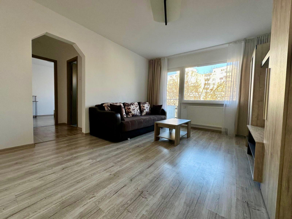 Restaurant Aviatori - Apartament 2 camere, etaj 3, renovat complet