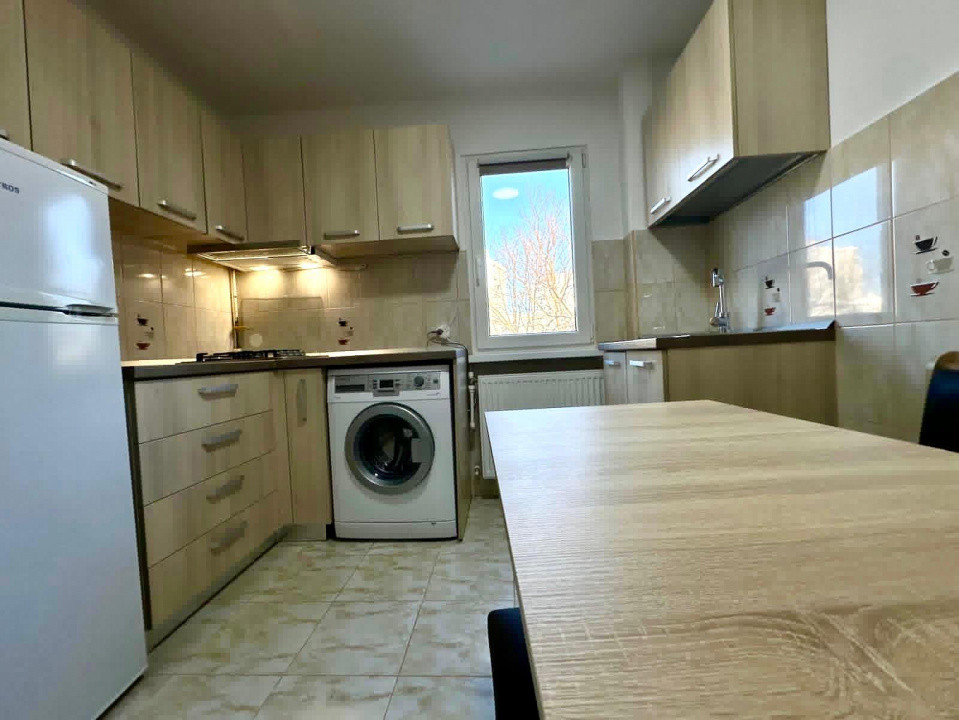 Restaurant Aviatori - Apartament 2 camere, etaj 3, renovat complet