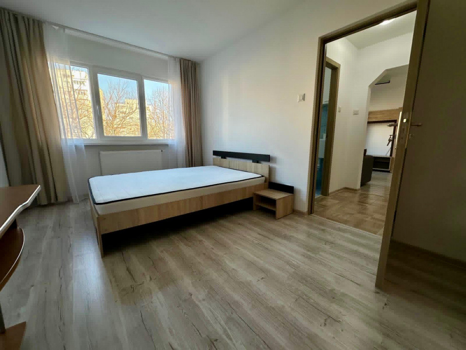 Restaurant Aviatori - Apartament 2 camere, etaj 3, renovat complet