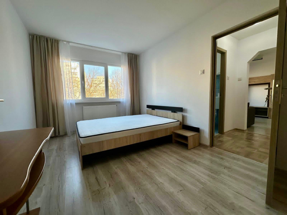 Restaurant Aviatori - Apartament 2 camere, etaj 3, renovat complet