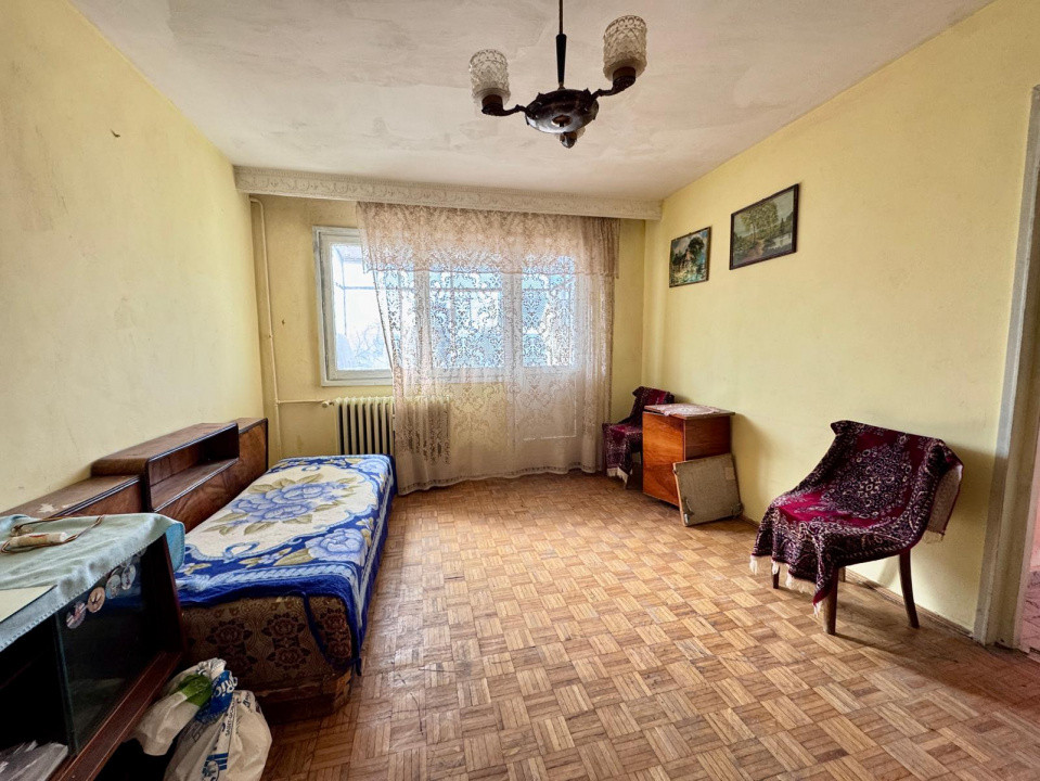 Apartament 2 camere spațios, zona Cornișa Bistriței – lângă Școala nr. 10