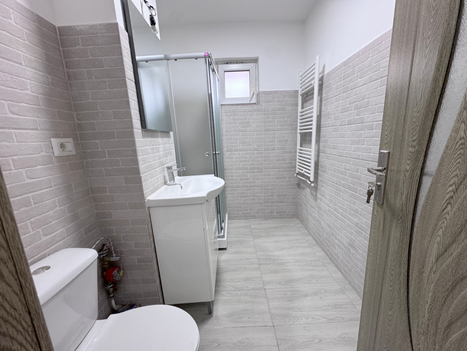 Apartament 3 camere, ultracentral – ideal birou/cabinet, lângă Piața Centrală