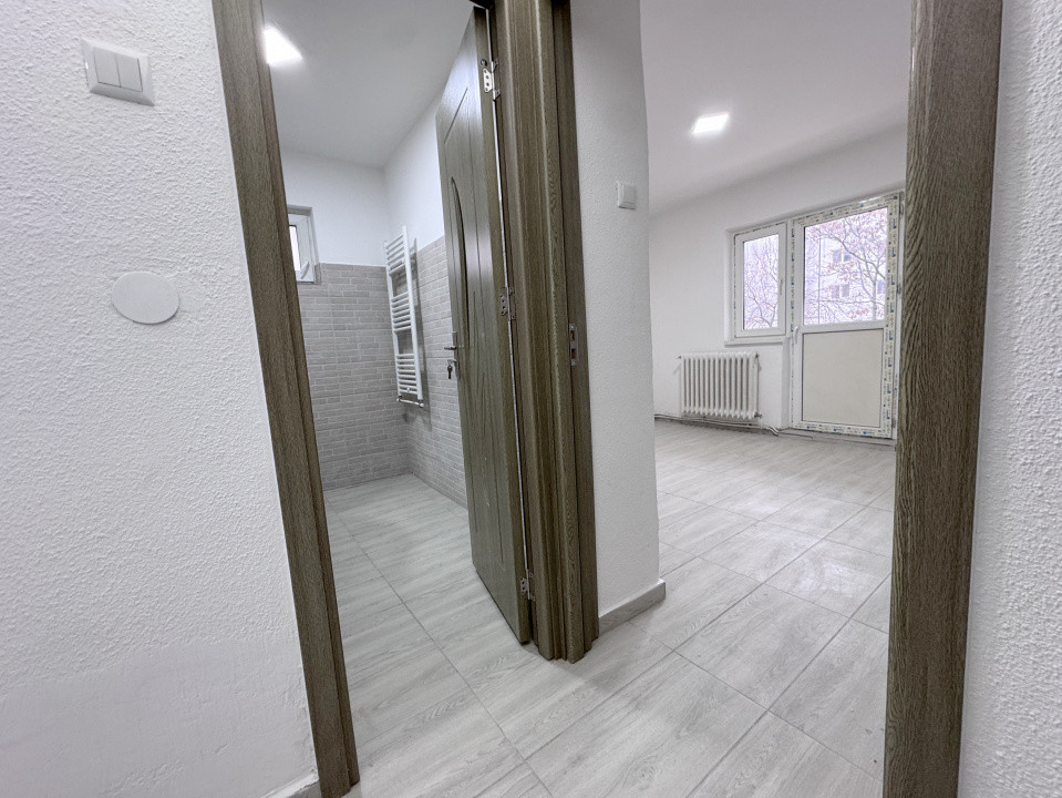 Apartament 3 camere, ultracentral – ideal birou/cabinet, lângă Piața Centrală