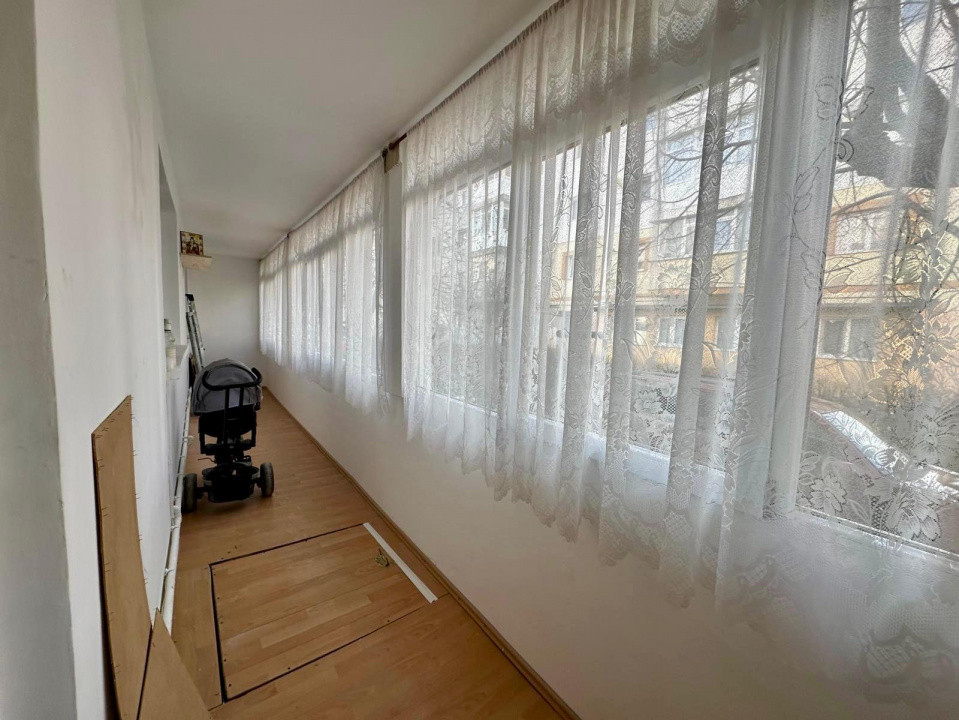 Zona Republicii, Apartament 2 camere spatios, parter + balcon, bloc 1980