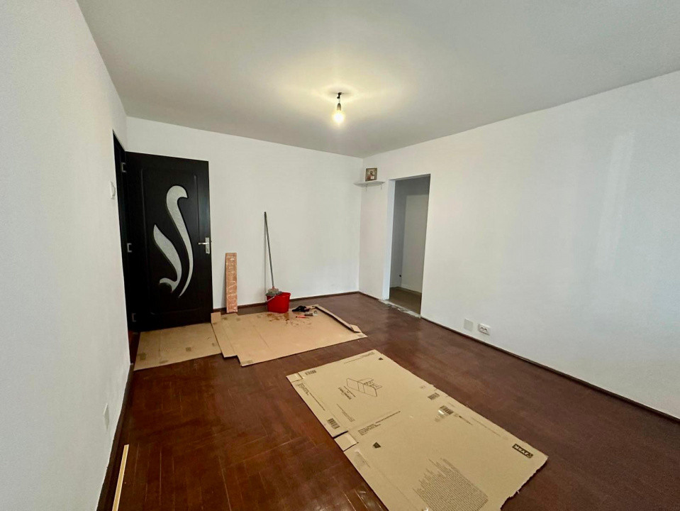 Zona Republicii, Apartament 2 camere spatios, parter + balcon, bloc 1980