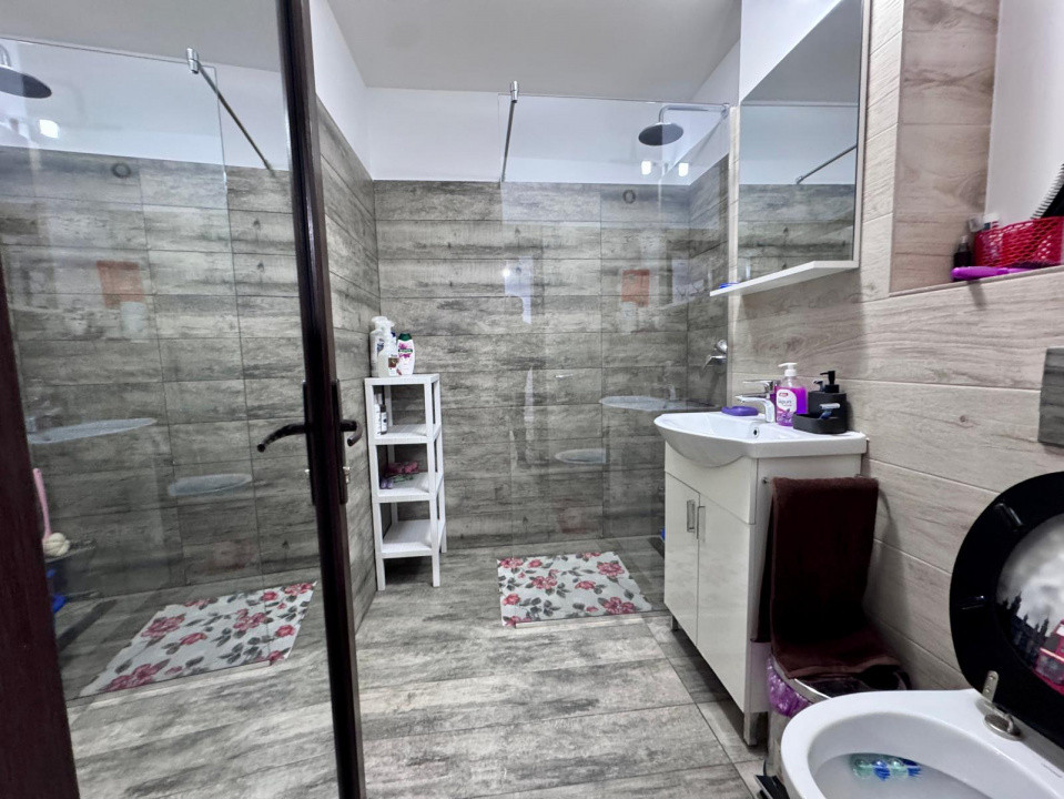 Bistrita Lac, etaj 1, Apart 2 cam decomandat, mobilat si utilat modern