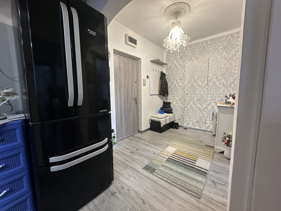 Apartament 2 camere decomandat, parter bloc turn - Zona Mioritei