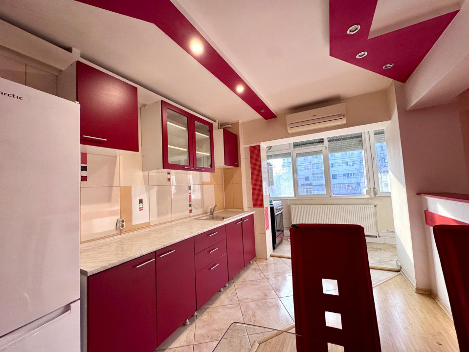 Mioritei - Carrefour, 3 cam Decomandat, etaj 1, Mobilat si Utilat