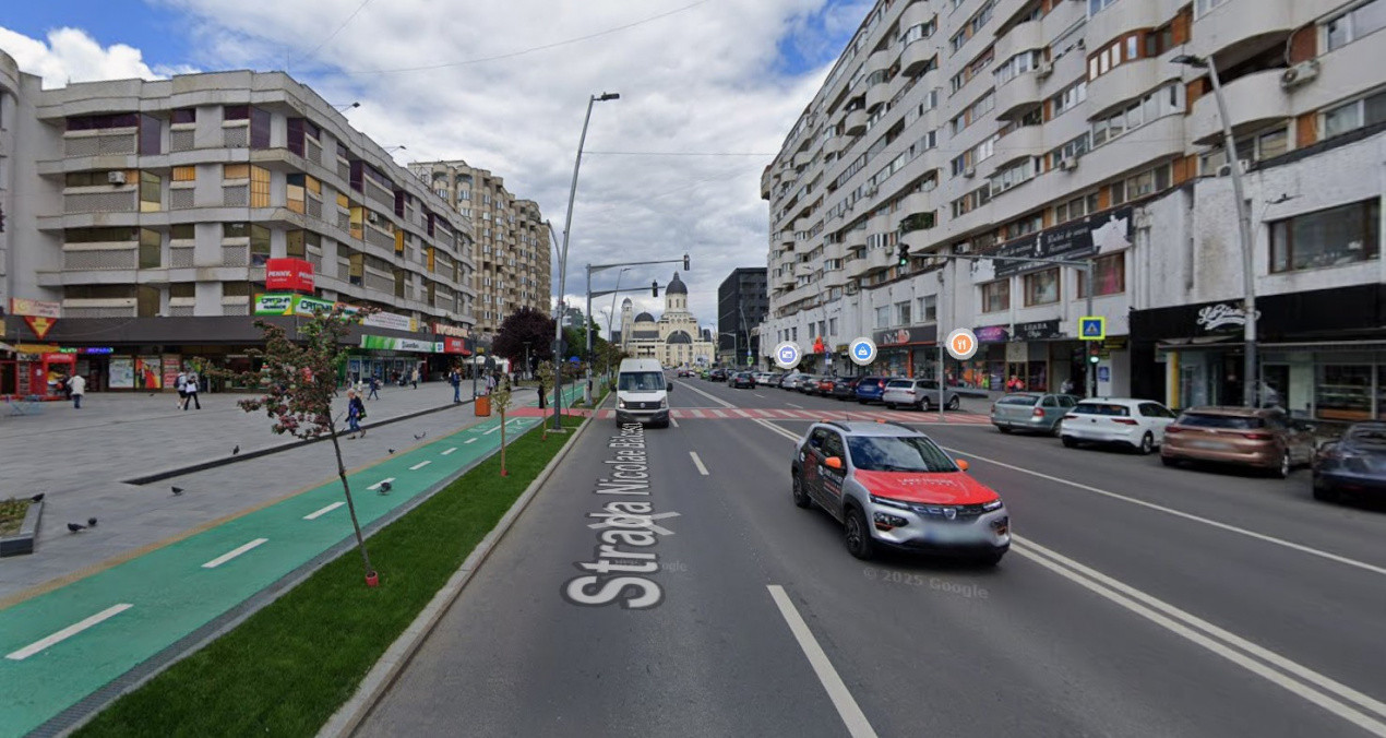 Ultracentral vis a vis Luceafăru, spațiu comercial 120mp, Vad Pietonal