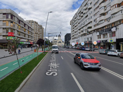 Ultracentral vis a vis Luceafăru, spațiu comercial 120mp, Vad Pietonal