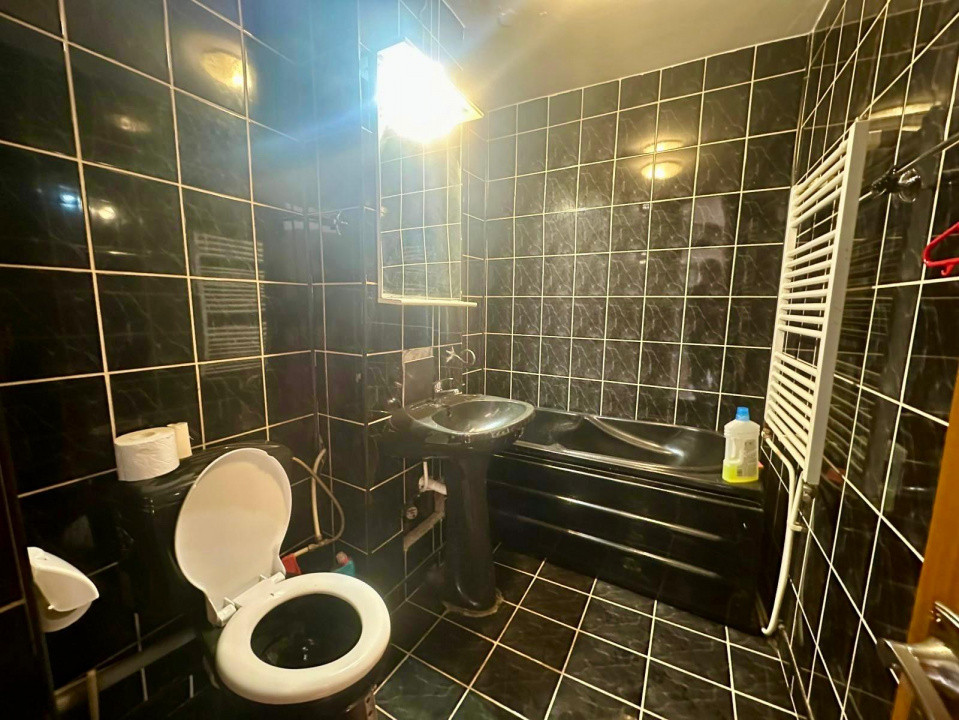 Apartament 2 camere etaj 3, bucatarie mare, Centrala, Nord - Scoala M Dragan