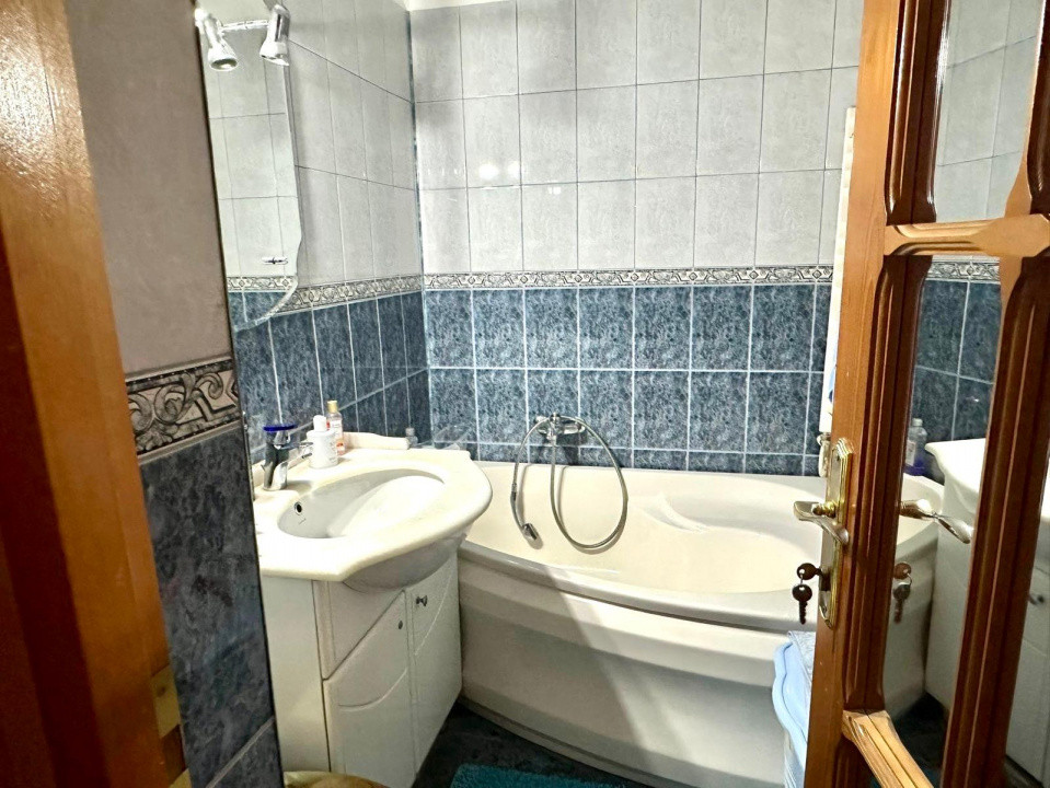 Zona Alexandru cel Bun, Apartament 2 camere, bloc 1980, imbunatatiri