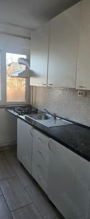 9 MAI - Muzeu, Apartament 2 cam decomandat, etaj 3/4, centrala